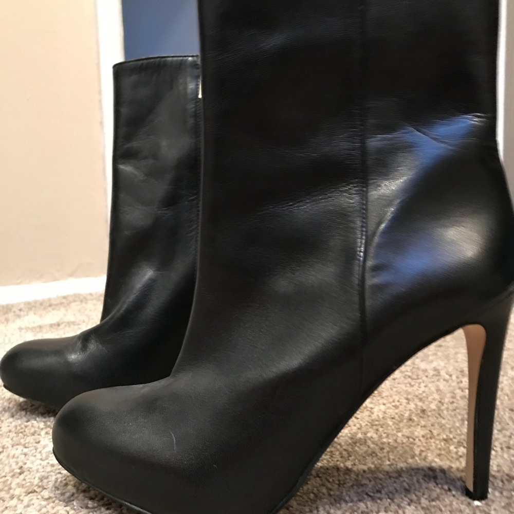 Louise et cie platform booties black leather